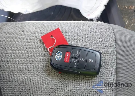 2021 Toyota Sienna Le z USA, uszkodzony, nr VIN 5TDKRKEC0MS062918